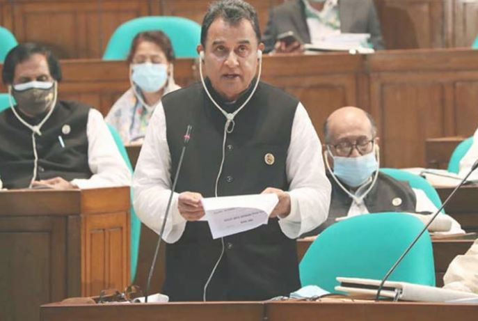 গত অর্থবছরে ৩ লাখ কোটি টাকার বেশি রাজস্ব আদায়