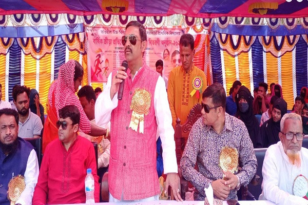 সালথার ভাওয়াল স্কুলের বার্ষিক ক্রীড়া প্রতিযোগিতা ও পুরস্কার বিতরণ 