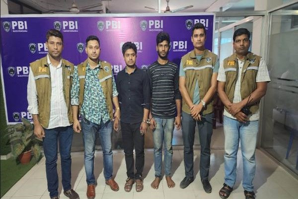 আইনশৃঙ্খলা বাহিনীর পরিচয় দিয়ে ৩৮ লাখ টাকা লুট, ৭ ডাকাত গ্রেপ্তার 