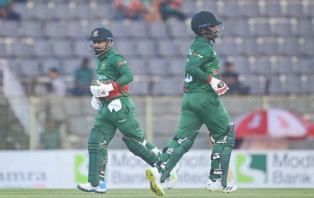 আইরিশদের ১০ উইকেটে হারিয়ে ইতিহাস গড়ল বাংলাদেশ