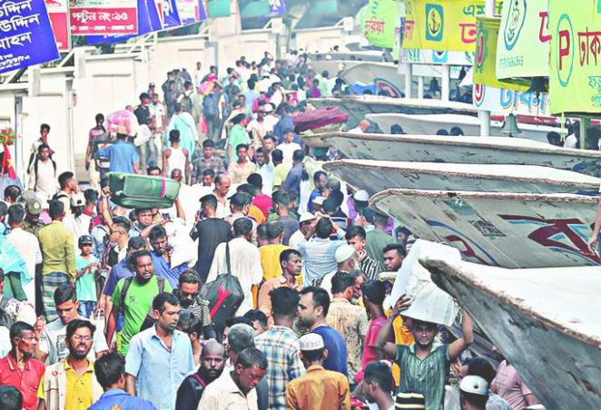 এক দিনেই ঢাকা ছেড়েছেন ১২ লাখ সিম ব্যবহারকারী