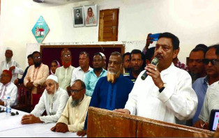 নেতাকর্মীদের একাত্মতা হয়ে কাজ করার আহ্বান এমপি লাবু চৌধুরীর