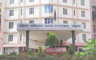 চট্টগ্রামে বসতঘরে আগুন, মা ও দুই সন্তান নিহত 