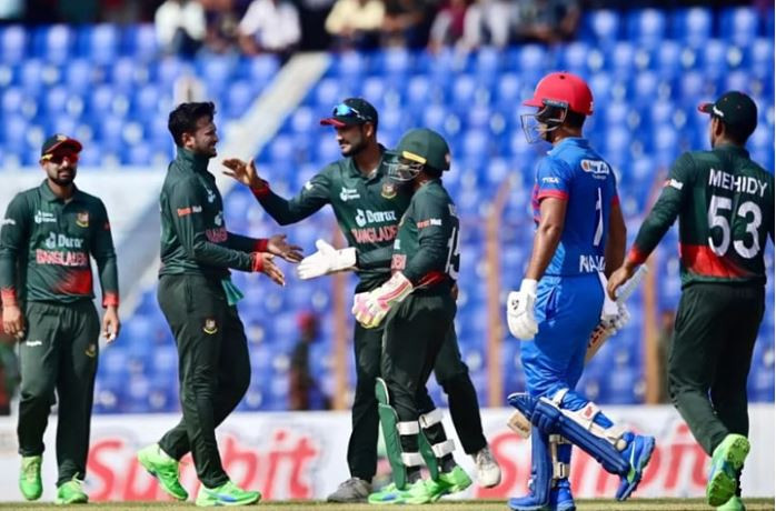 ‘সান্ত্বনার জয়ে’ টি-টোয়েন্টি জয়ের স্বপ্ন বুনছেন লিটন