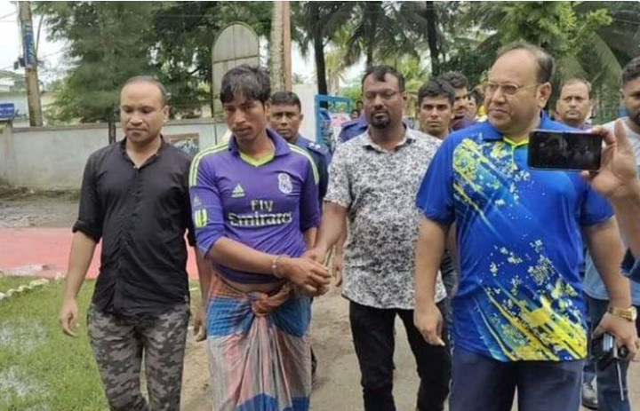 শ্যালিকাকে ধর্ষণে ব্যর্থ হয়ে ২ শিশুকে কুপিয়ে হত্যা!