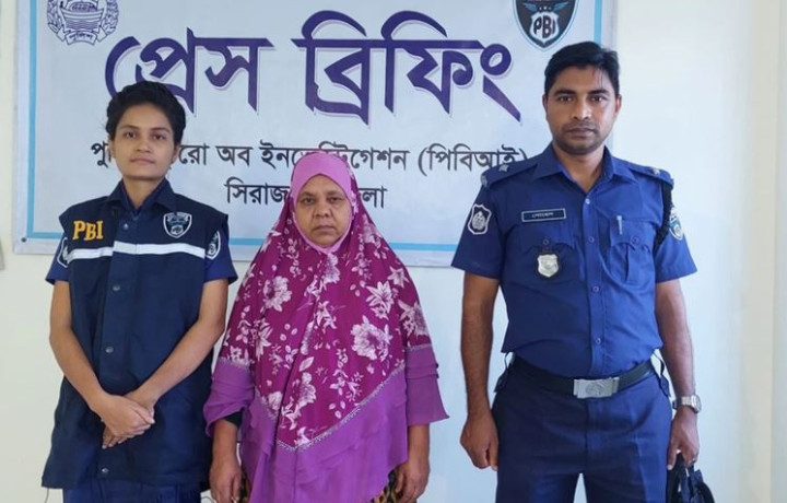 মেয়েকে সহায়তা করায় মোমেনাকে হত্যা করে ছেলের বউ ও নাতি