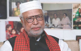 ‘কামাল হোসেনকে নেতা মেনে জীবনের শ্রেষ্ঠ ভুল করেছি’