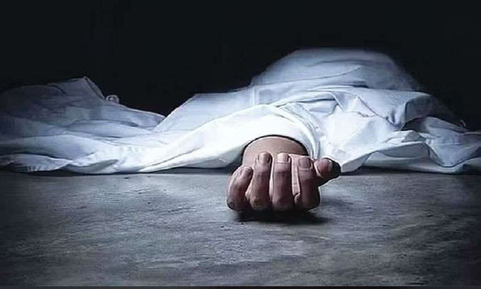 আত্মহত্যা নয় বরং বেঁচে থাকাই সমাধান 