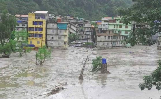 সিকিমে বন্যায় নিহত বেড়ে ৫৩