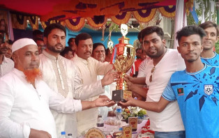 মাদক'ছেড়ে যুবকদের খেলা-ধুলায় এগিয়ে আসতে হবে: এমপি লাবু চৌধুরী