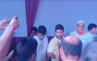 সদরপুরের বিভিন্ন পূজামন্ডপ পরিদর্শন করলেন নিক্সন চৌধিরী 