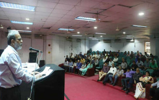 মান-সম্মান নিয়ে জবি ছাড়তে চান 'বিতর্কিত' কোষাধ্যক্ষ