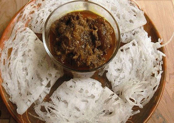 নাশতার টেবিলে গরম গরম ছিটরুটি