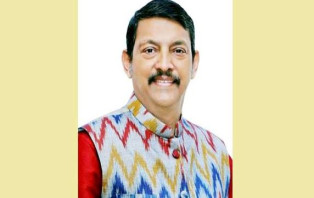 ফরিদপুর-২: নৌকার মাঝি হলেন লাবু চৌধুরী