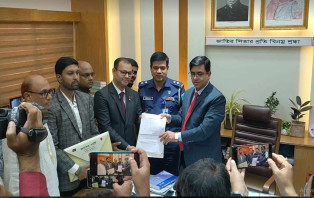 ফরিদপুর-৪ আসনে জাকের পার্টি থেকে মনোনয়নপত্র  দাখিল করলেন রবিউল ইসলাম