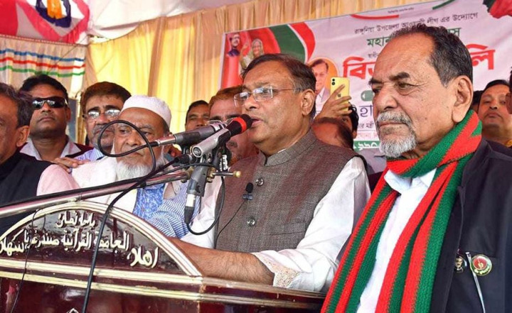 জনগণ ভোট দিয়ে নির্বাচন বর্জনকারীদের মুখে কালিমা লেপন করবে : তথ্যমন্ত্রী