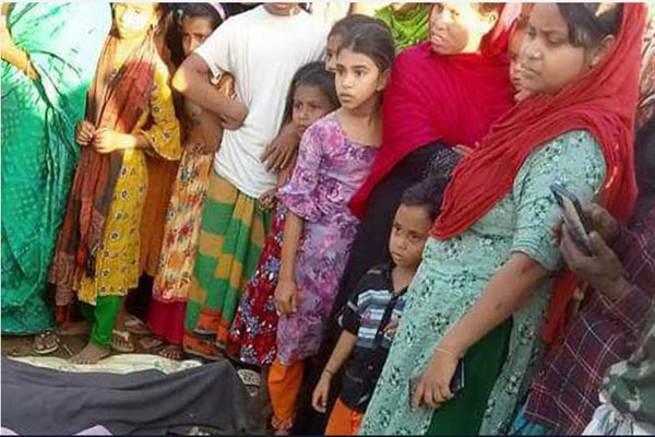 ময়মনসিংহে বিদ্যুৎস্পৃষ্ট হয়ে একই পরিবারের চারজনের মৃত্যু