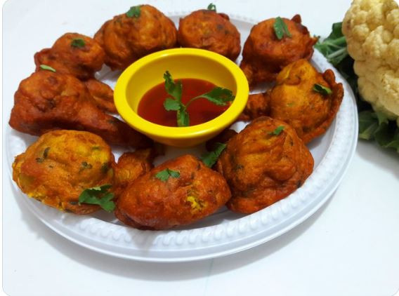 চায়ের সঙ্গে গরম গরম ফুলকপির পাকোড়া
