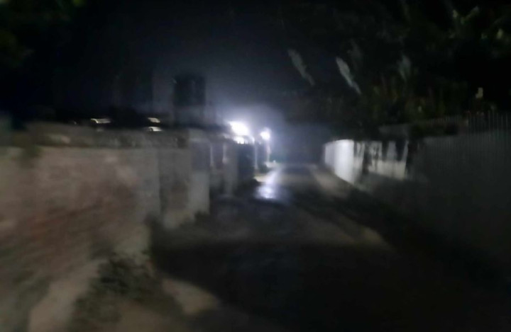 চরভদ্রাসন উপজেলায়  জেকে বসেছে শীত,বিপাকে নিম্ন আয়ের মানুষ