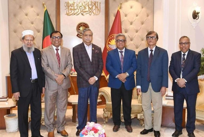 বিশ্বের সঙ্গে তাল মিলিয়ে উচ্চশিক্ষা কার্যক্রম ঢেলে সাজানোর আহ্বান রাষ্ট্রপতির