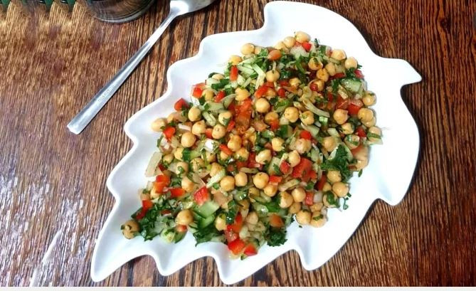 স্বাস্থ্যকর ছোলার সালাদের রেসিপি