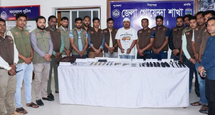 শিক্ষার্থীকে গুলি : সাময়িক বরখাস্ত শিক্ষক রায়হান