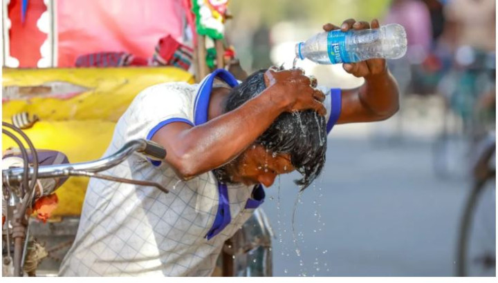 তাপমাত্রা উঠতে পারে ৪২ ডিগ্রিতে, হতে পারে ঘূর্ণিঝড়