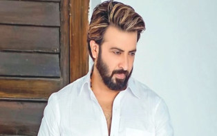 সুখবর দিলেন শাকিব খান