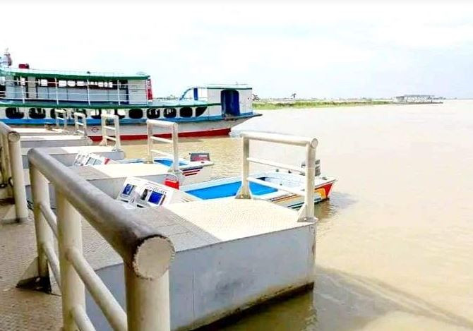 চরভদ্রাসন গোপালপুর ঘাটের ভাড়া কমল, লঞ্চ ৫০ সিবোর্ড ১২০ টাকা