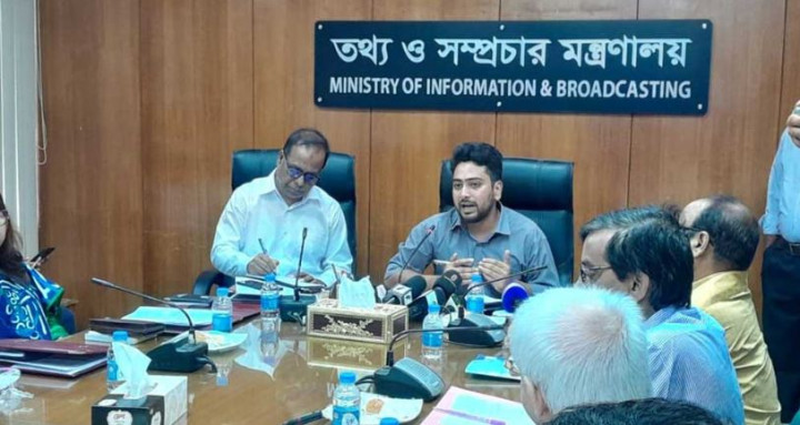 আমাকে স্যার বলার দরকার নেই: উপদেষ্টা নাহিদ