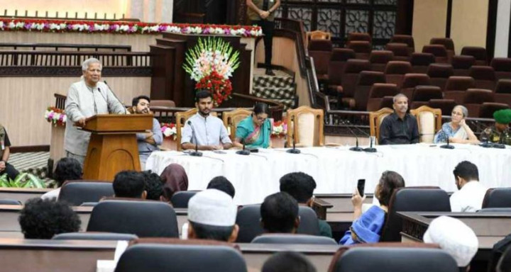 প্রধান উপদেষ্টার সঙ্গে যেসব বিষয়ে কথা হলো শিক্ষার্থীদের