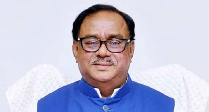 সাবেক খাদ্যমন্ত্রী সাধন চন্দ্র মজুমদার গ্রেপ্তার