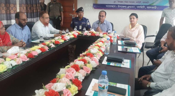 নলছিটিতে জরায়ু ক্যান্সার প্রতিরোধে এইচপিভি টিকা প্রদান