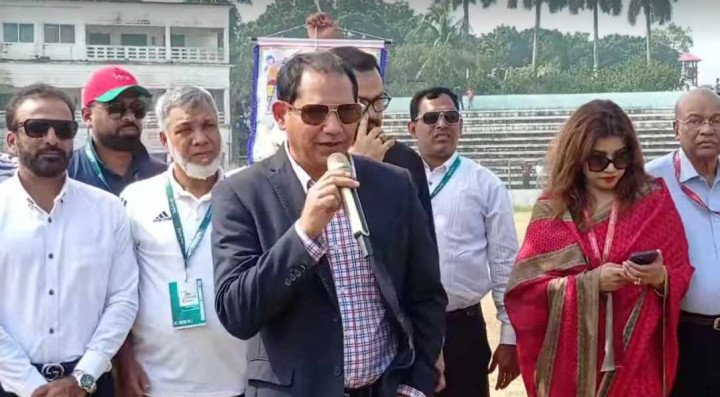 ফরিদপুরে শহীদ জিয়া স্মৃতি ক্রিকেট টুনামেন্টের উদ্বোধণ করলেন সাবেক অধিনায়ক হাবিবুল বাশার