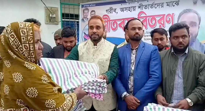 ভিপি নুরের পক্ষে নগরকান্দায় শীতবস্ত্র পেলো  আশ্রয়নের সুবিধাবঞ্চিত বাসিন্দারা