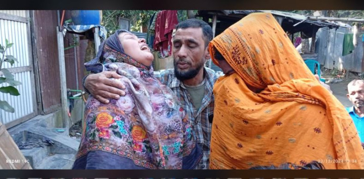চোখের জল থামছে না  মুদি দোকানদার ছরোয়ার  স্বজনের