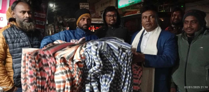 ভাঙ্গায় বিএনপি সভাপতির শীতবস্ত্র কম্বল বিতরণ