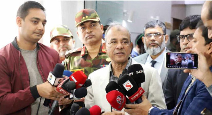 সাদাপোশাকে কাউকে গ্রেপ্তার করা যাবে না: স্বরাষ্ট্র উপদেষ্টা