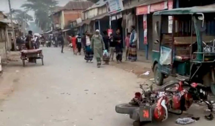 সালথায় বিএনপির দুই পক্ষের মধ্যে সংঘর্ষে আহত-১০ 