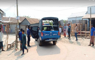 সদরপুরে অস্ত্র ছিনতাই করে ফাঁকা গুলি; আতঙ্কে এলাকাবাসী  