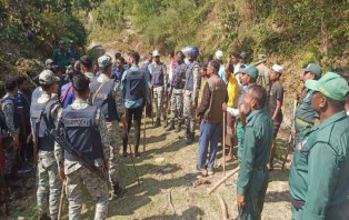 টেকনাফে রোহিঙ্গা ক্যাম্পে গোলাগুলি