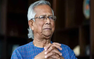 পোপ ফ্রান্সিসের শেষকৃত্যে যোগ দিতে দোহা থেকে রোমে যাচ্ছেন প্রধান উপদেষ্টা