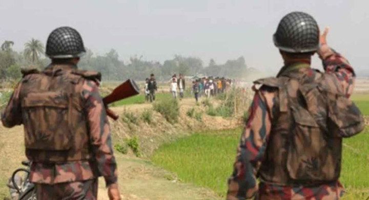 দুই বাংলাদেশিকে ফেরত দেওয়ায় ভারতীয় দুই নাগরিককে ছেড়ে দিয়েছে বিজিবি