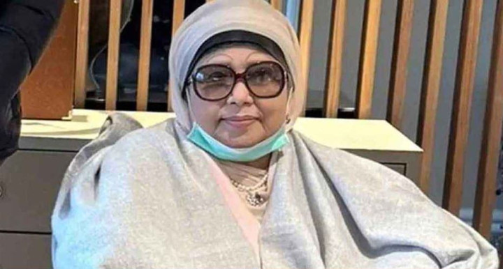 এয়ার অ্যাম্বুলেন্সেই দেশে ফিরবেন খালেদা জিয়া