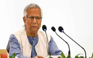 আ.লীগকে নিষিদ্ধের পরই দেশের ভেতরে যুদ্ধ পরিস্থিতি তৈরি হয়েছে: প্রধান উপদেষ্টা