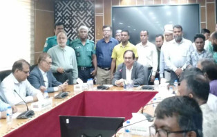 সচিবালয়ে কর্মচারীদের আন্দোলন একদিনের জন্য স্থগিত