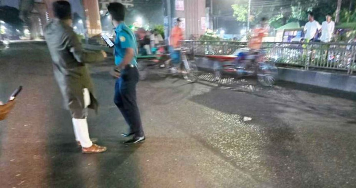 এনসিপি কার্যালয়ের সামনে ফের ককটেল বিস্ফোরণ, আহত ১