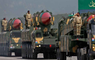 ভয়ংকর ‘রকেট ফোর্স’ গঠন করছে পাকিস্তান