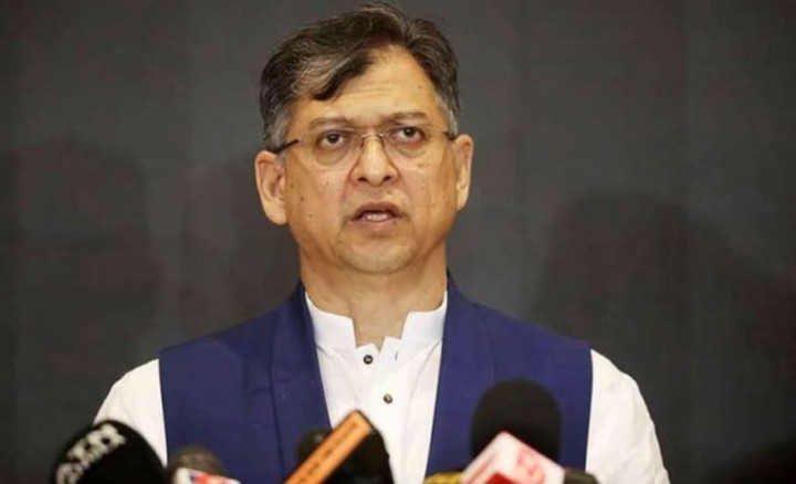 প্রধান উপদেষ্টা তার বক্তব্য থেকে সরে যেতে পারেন না: সালাহউদ্দিন