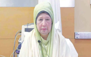 খালেদা জিয়ার চিকিৎসায় ঢাকায় এলো যুক্তরাজ্যের চিকিৎসকদল